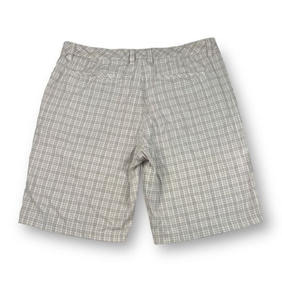 Travis Mathew Golf Plaid Shorts Size 36 - Picture 5 of 6